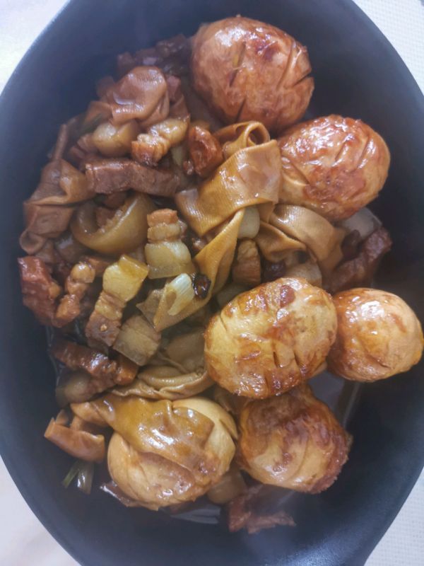 红烧肉鸡蛋干豆腐