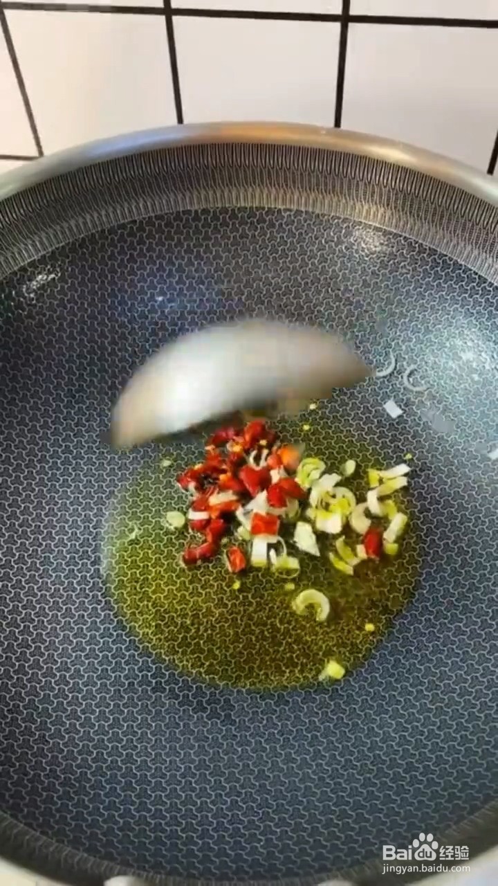 如何制作好吃又下饭的家常豆腐