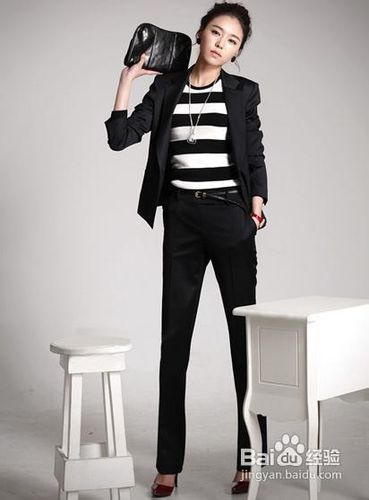 办公女郎冬季OL制服如何搭配出清纯气质