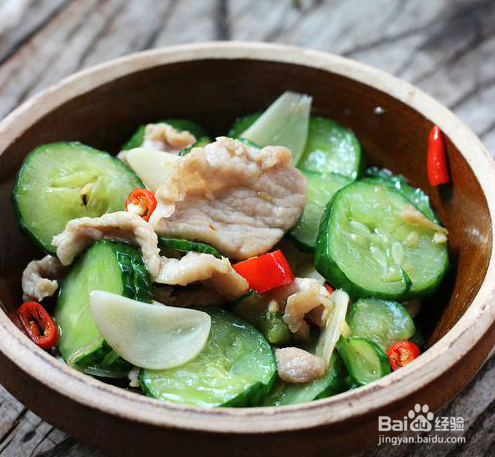 教你怎么做小炒黄瓜片