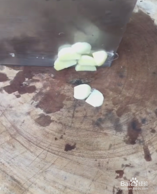 香辣韭黄炒肉的做法