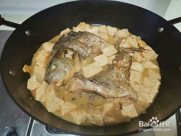 如何制作鱼炖豆腐