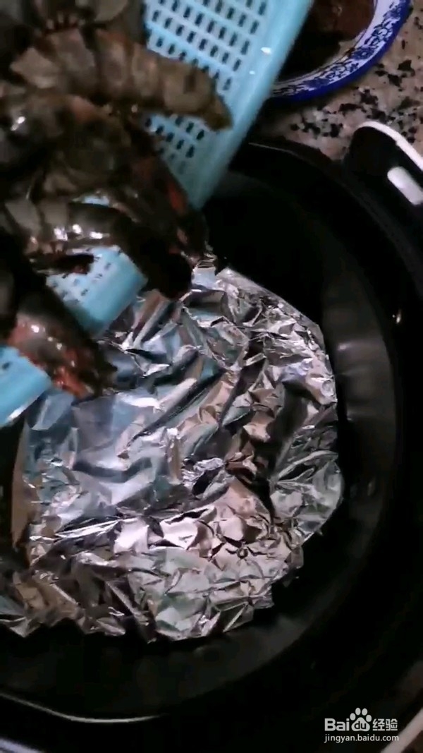 奥尔良黑虎虾的做法