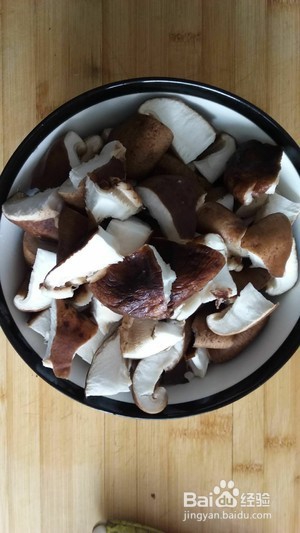 直男鸡腿肉炖土豆