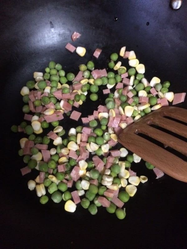 香甜米粒饭团子