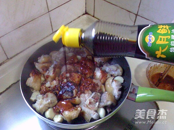 南乳花生焖猪蹄