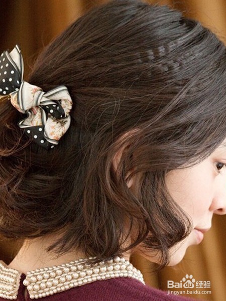 时尚女生就要学会玩转发饰