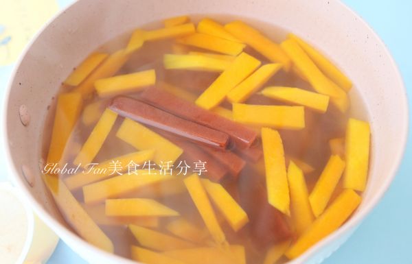 冰糖蔓越莓山楂南瓜羹