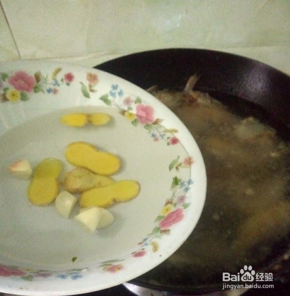 自制美味鲫鱼汤