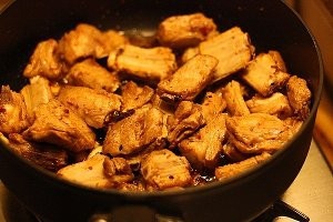 辣酱土豆烧排骨