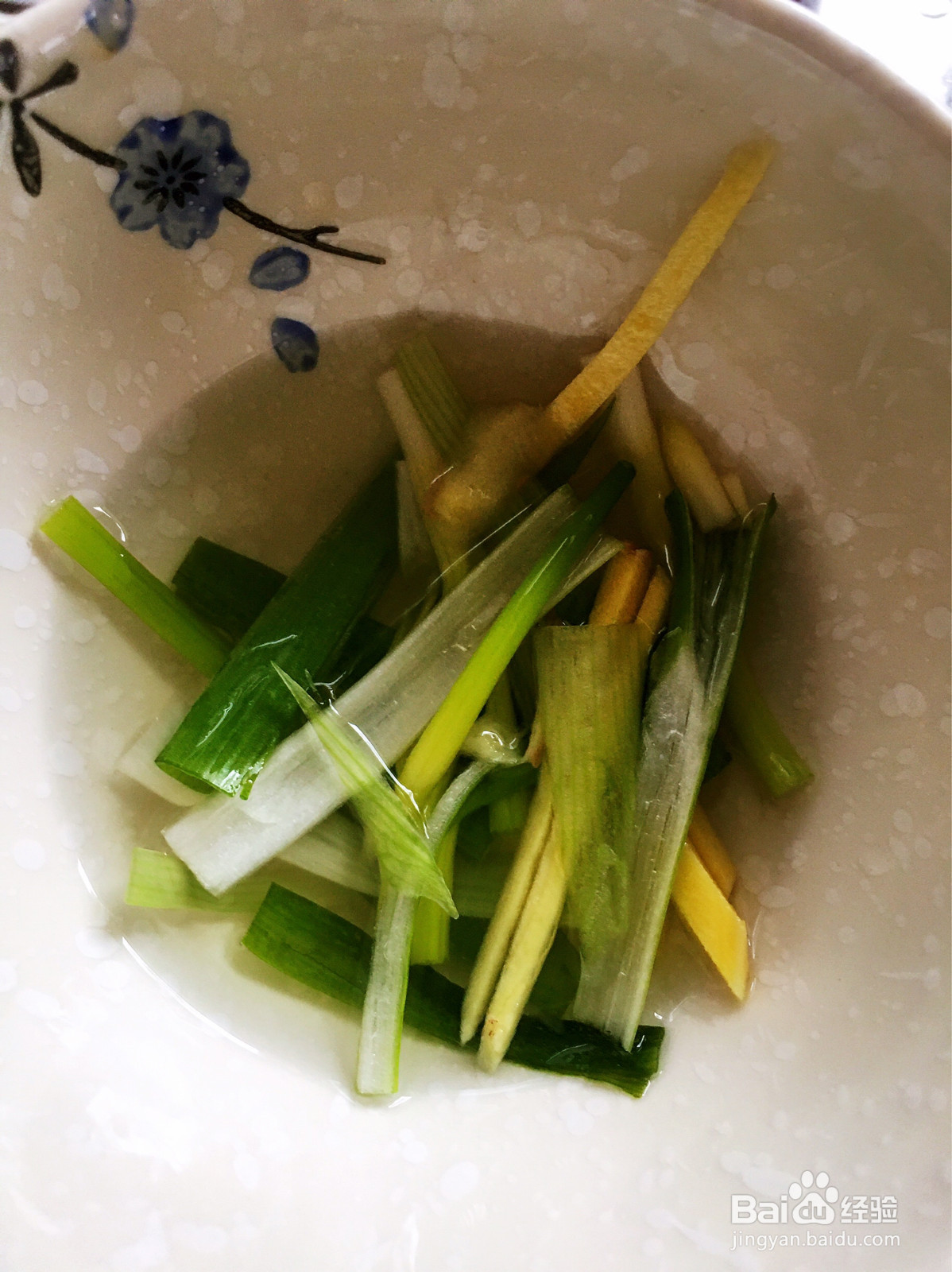 生煎鸡腿肉的做法