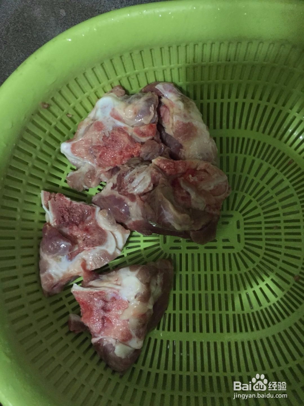 木耳大骨汤的超级简单做法