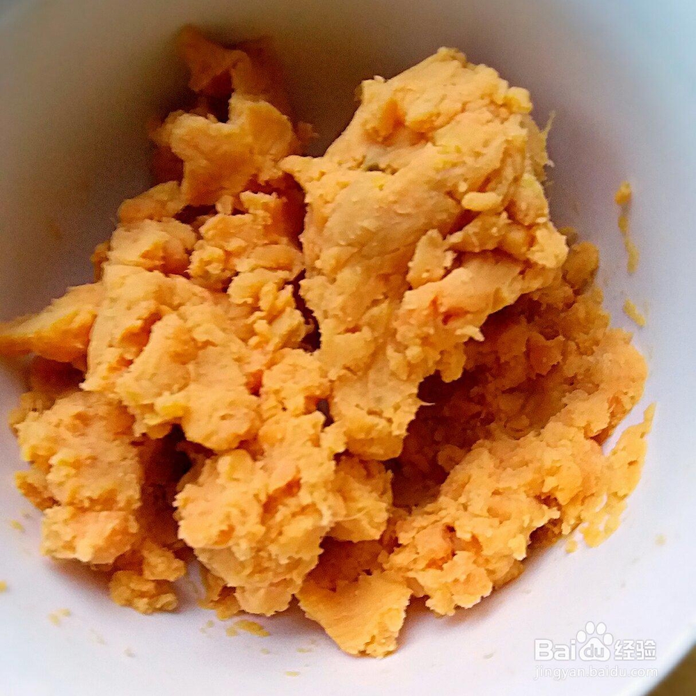 入口即化的玫瑰豆沙红薯饼