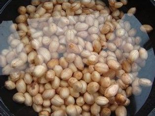 男人们喜欢的下酒小菜——五香花生米