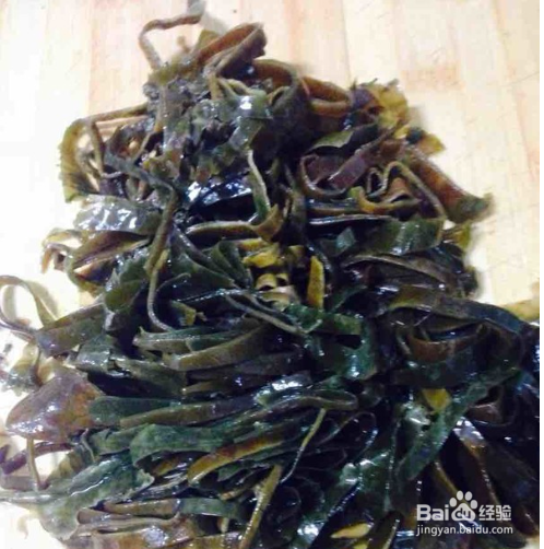 绿豆海带薏米甜汤