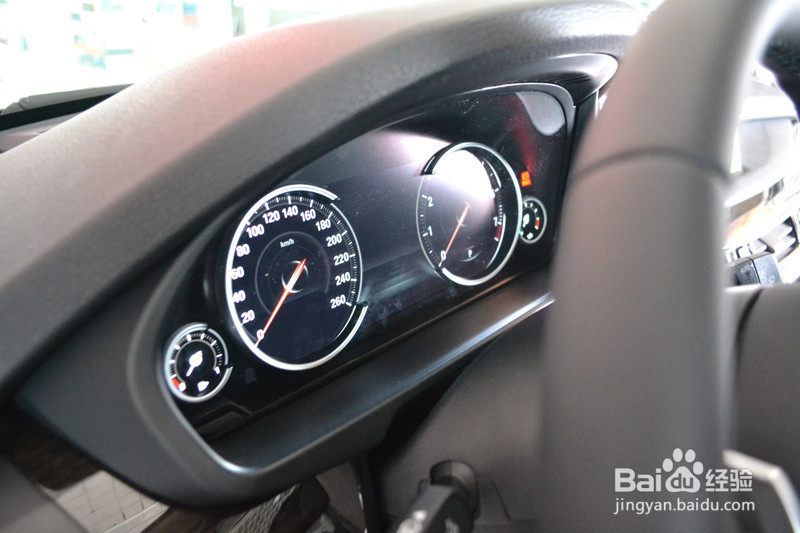 石家庄宝马原厂件宝马X5改装液晶仪表