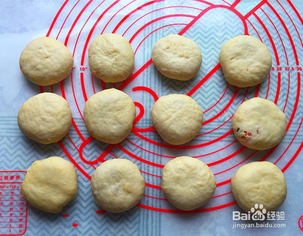 如何做出好吃的酸菜猪肉馅饼