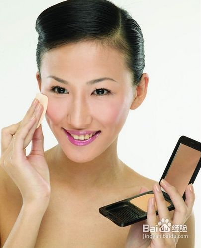 大师讲解油性皮肤卸妆步骤