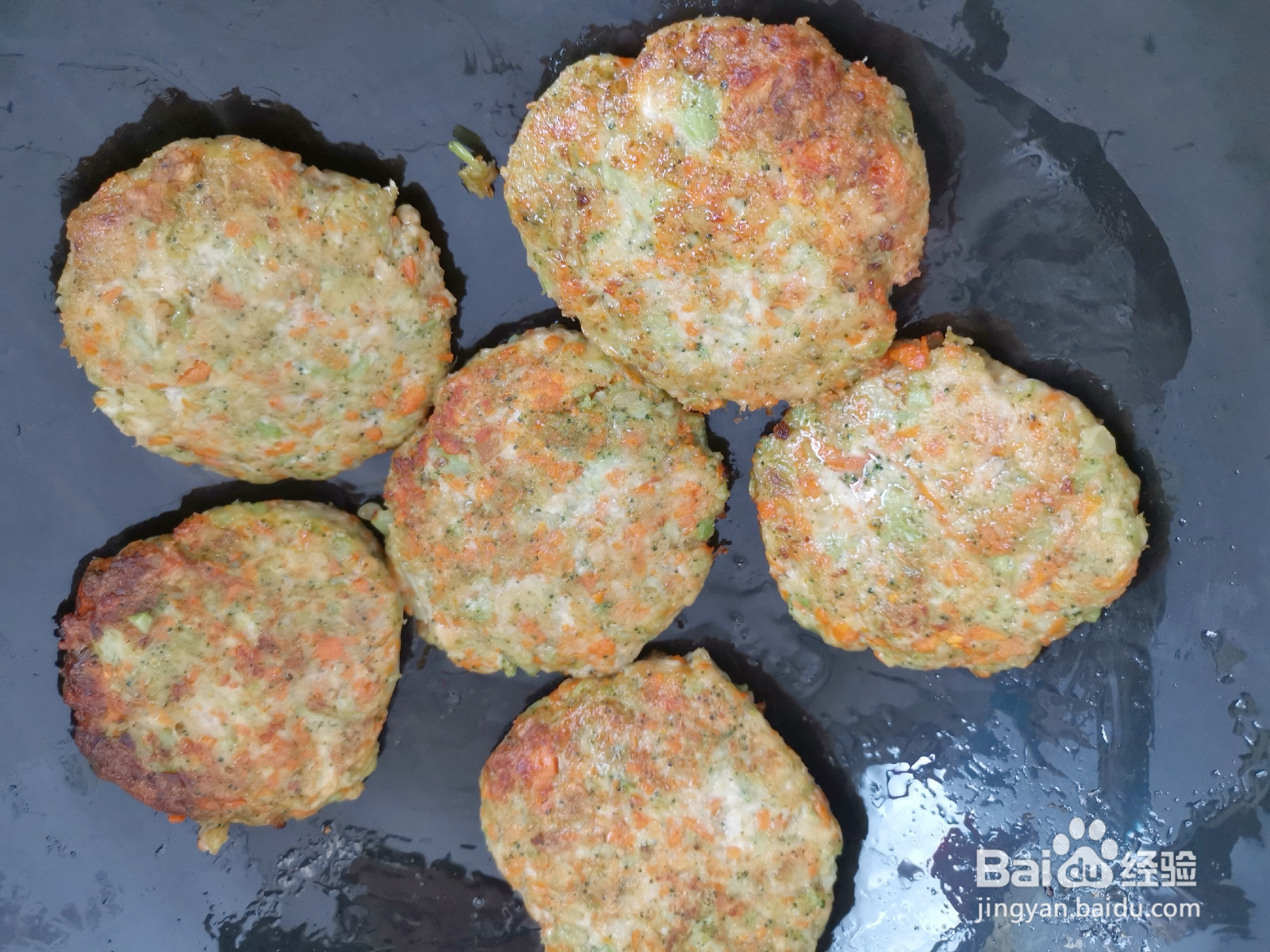 鸡胸肉蔬菜饼的做法