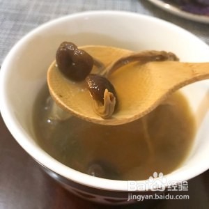 教你怎么做清爽不腻的老鸭茶树菇汤