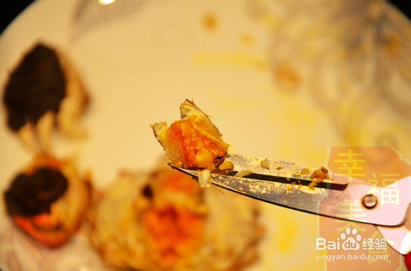 幸福美食：爽滑鲜美的大闸蟹蒸水蛋