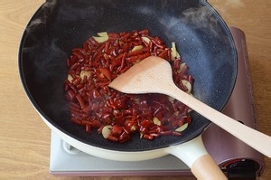 河南特色-辣子鸡的做法