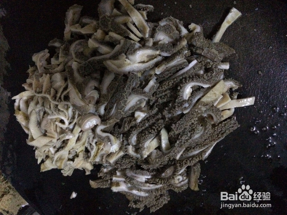 秋冬季节,来一道暖胃的干锅羊肚