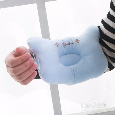 宝宝偏头丑掉渣,漂亮妈妈有妙方