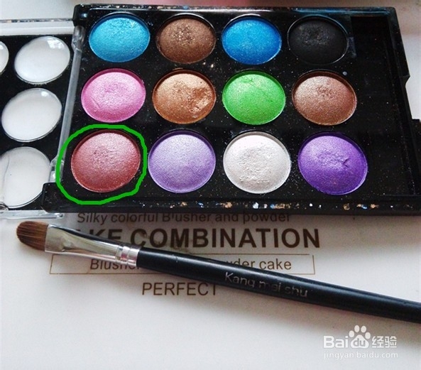 简单快速的日常眼妆~