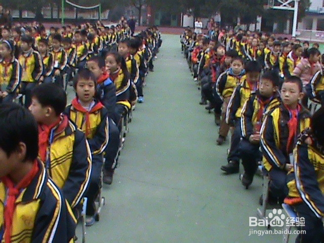 学校如何组织紧急疏散演练