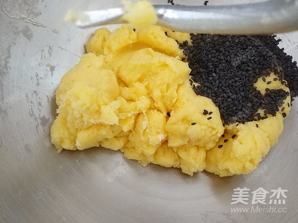 黑芝麻麻糬面包