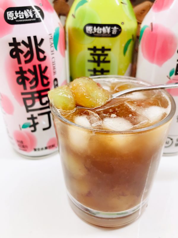 果果桃桃西打气泡水