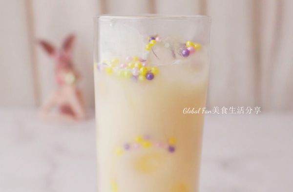 桃桃养乐多西打