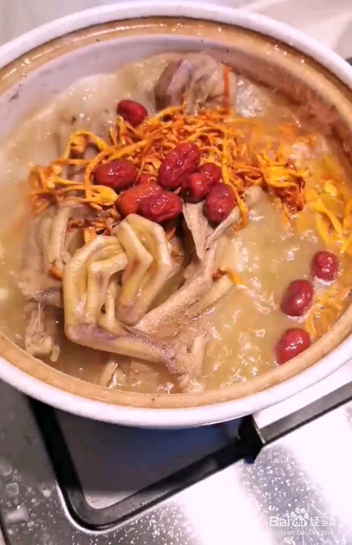 虫草老鸭煲好吃到老公和孩子赞不绝口