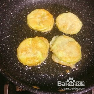 厨房小白鸡蛋茄子饼，上手超快，超好吃