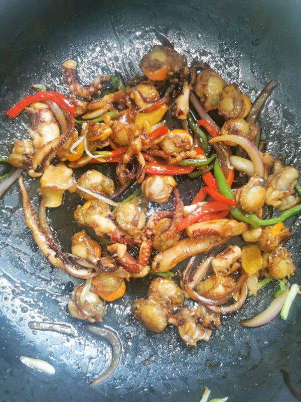 小炒扇贝肉鱿鱼丝