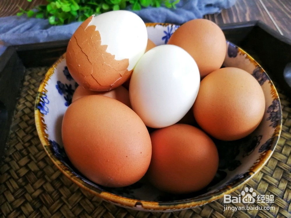 新鸡蛋剥皮窍门