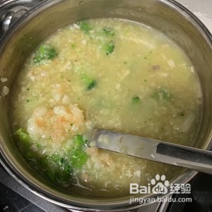 养生食补益藜米虾肉蘑菇山药西兰花粥的做法