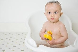 宝宝发烧的应对措施