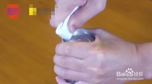 易拉罐拉环坏了怎么开?