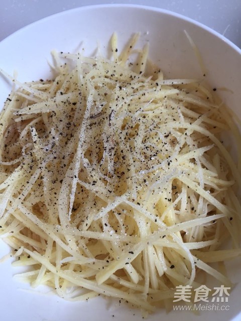 快手美味的土豆丝煎饼