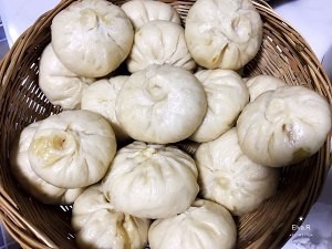 如何制作酱肉包