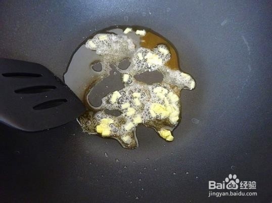 木耳炒白菜的做法