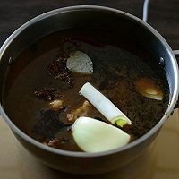 在家制作美味的酱牛肉