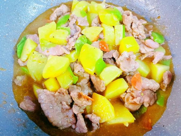 土豆蚝油牛肉便当