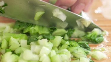 香浓诱人番茄虾仁面怎么做