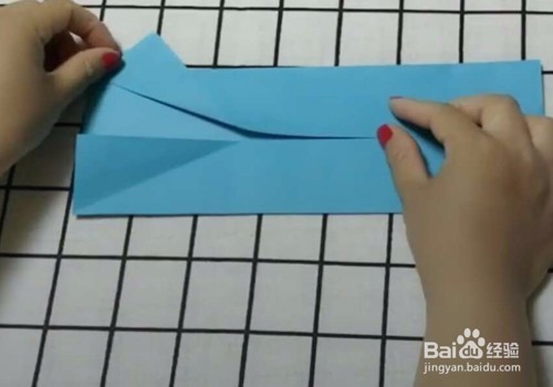 手工做衬衫折叠纸
