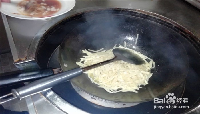 怎么做家常菜素炒茭白