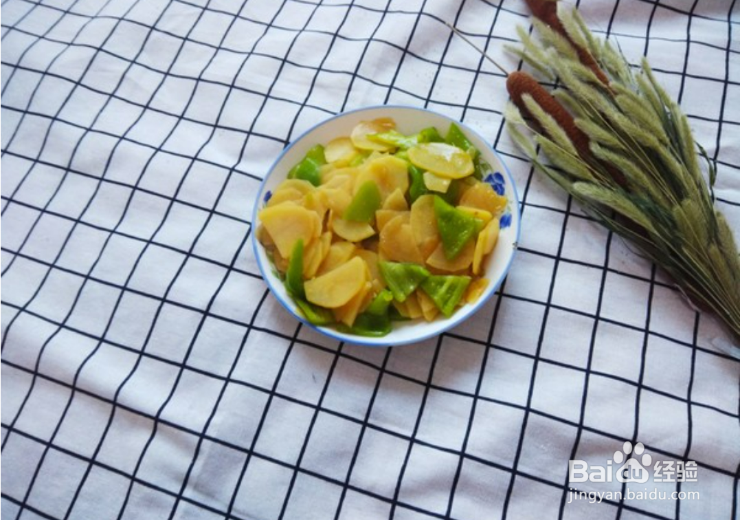 尖椒炒土豆片怎么做