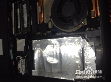 安装笔记本固态硬盘 笔记本拆机教程